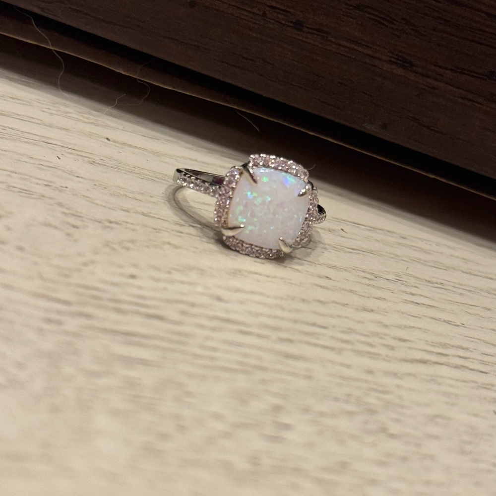 STERLING SILVER OPAL RING - Picture 6 of 10